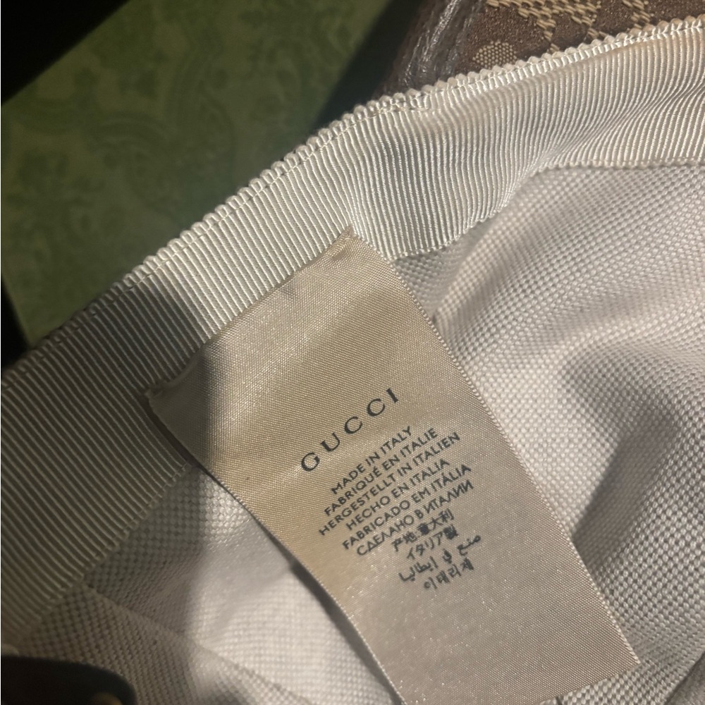 Gucci Tan and Brown Monogram Hat - Picture 5 of 10